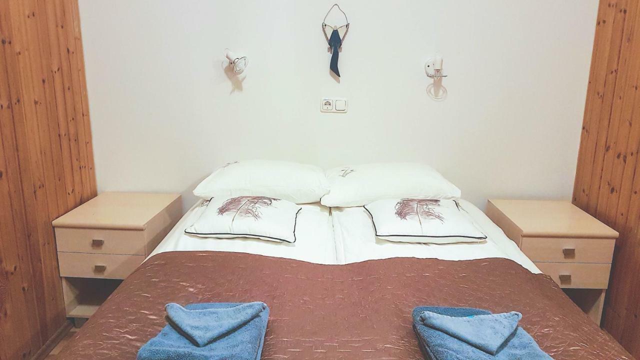 Guesthouse Skalafell ภายนอก รูปภาพ